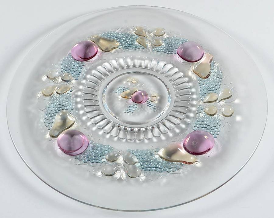 Della Robbia Flashed 14" Torte Plate by Westmoreland-1
