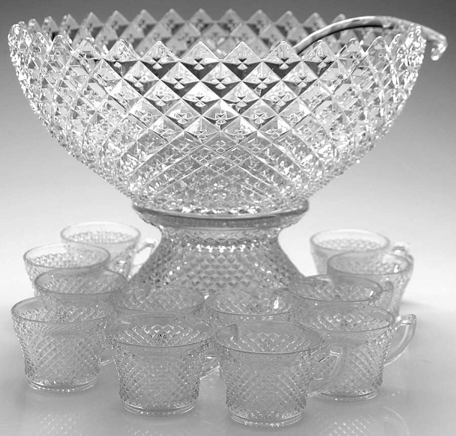 English Hobnail Clear (Round Base) (15 Piece) Punch Set (PUN, PUNST, PCCU, CLAD) by Westmoreland-1