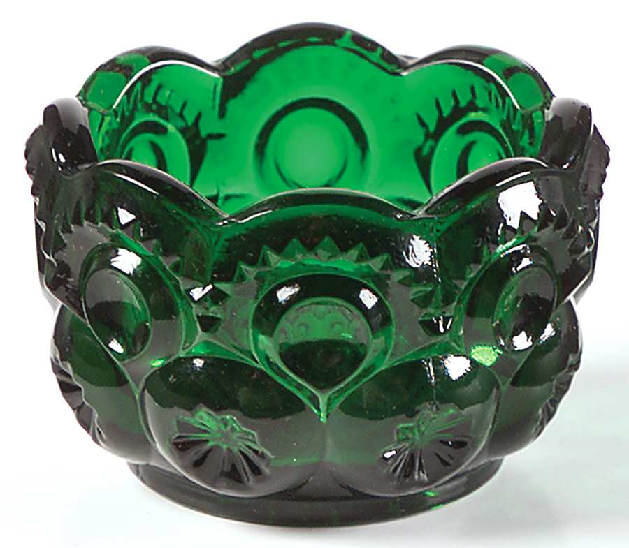 Moon and Star Green Table Salt Dip by L G Wright Glass-1