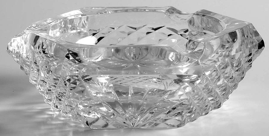 Majesty Ashtray by Wedgwood-1