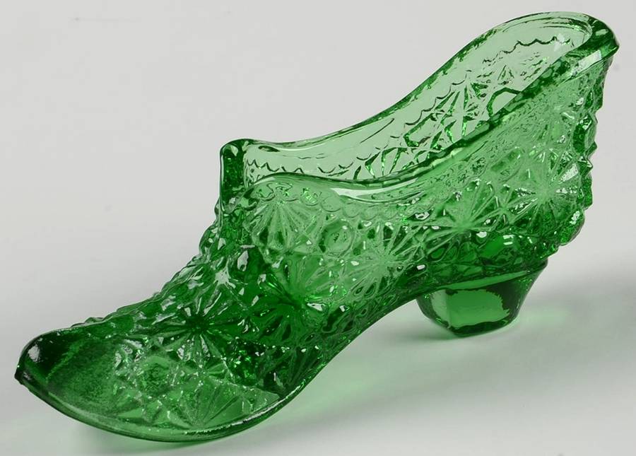 Daisy and Button Green Slipper by L G Wright Glass-1