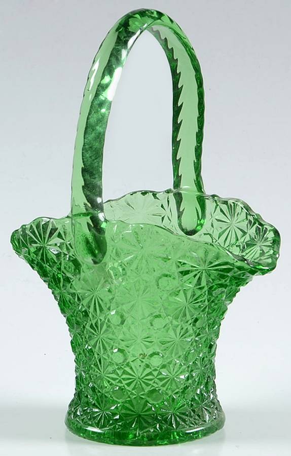 Daisy and Button Green Basket by L G Wright Glass-1