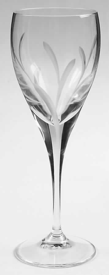 Intrigue Wine Glass by Waterford Crystal-1
