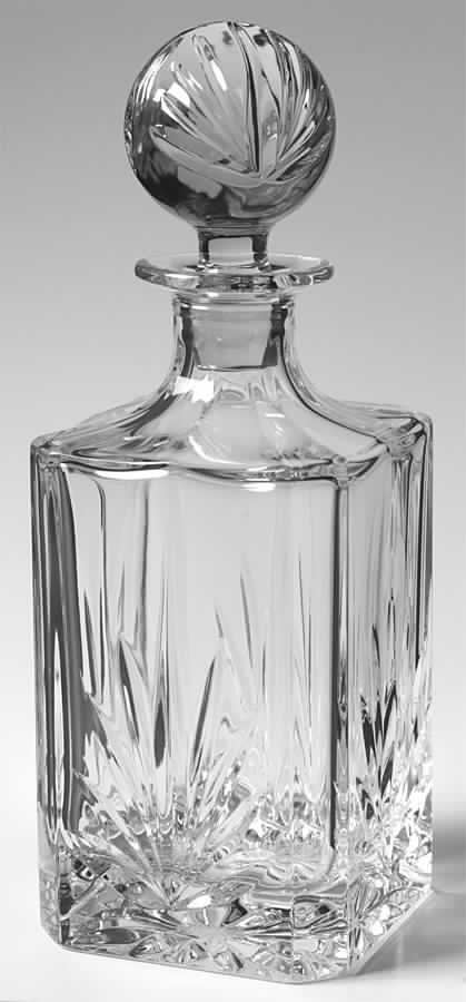 Bloomfield Spirit Decanter & Stopper by Waterford Crystal-1