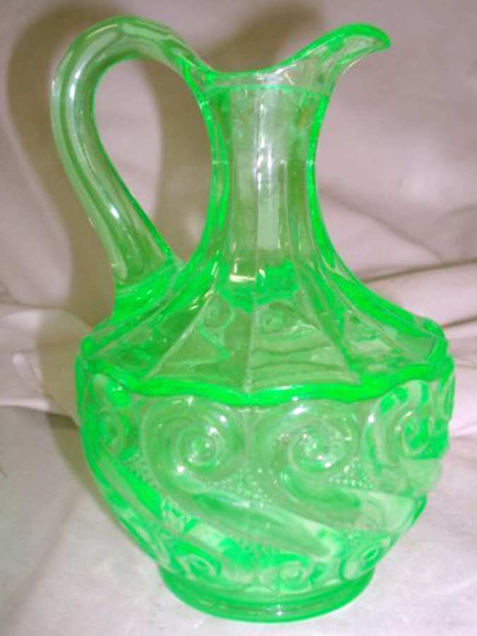 S Green Cruet & Stopper by L G Wright Glass-1