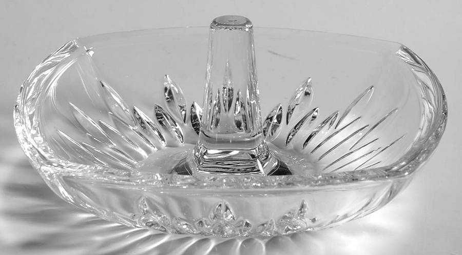 Duchesse Ring Holder by Wedgwood-1