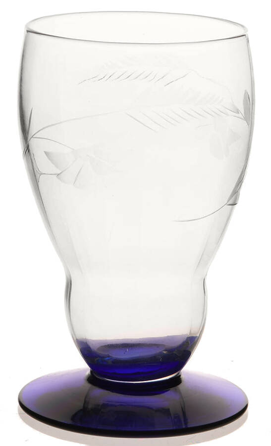 WGL10 8 Oz Footed Tumbler by Weston-1