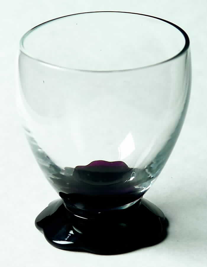 Lilly Pad Foot Black Cordial Glass by Weston-1