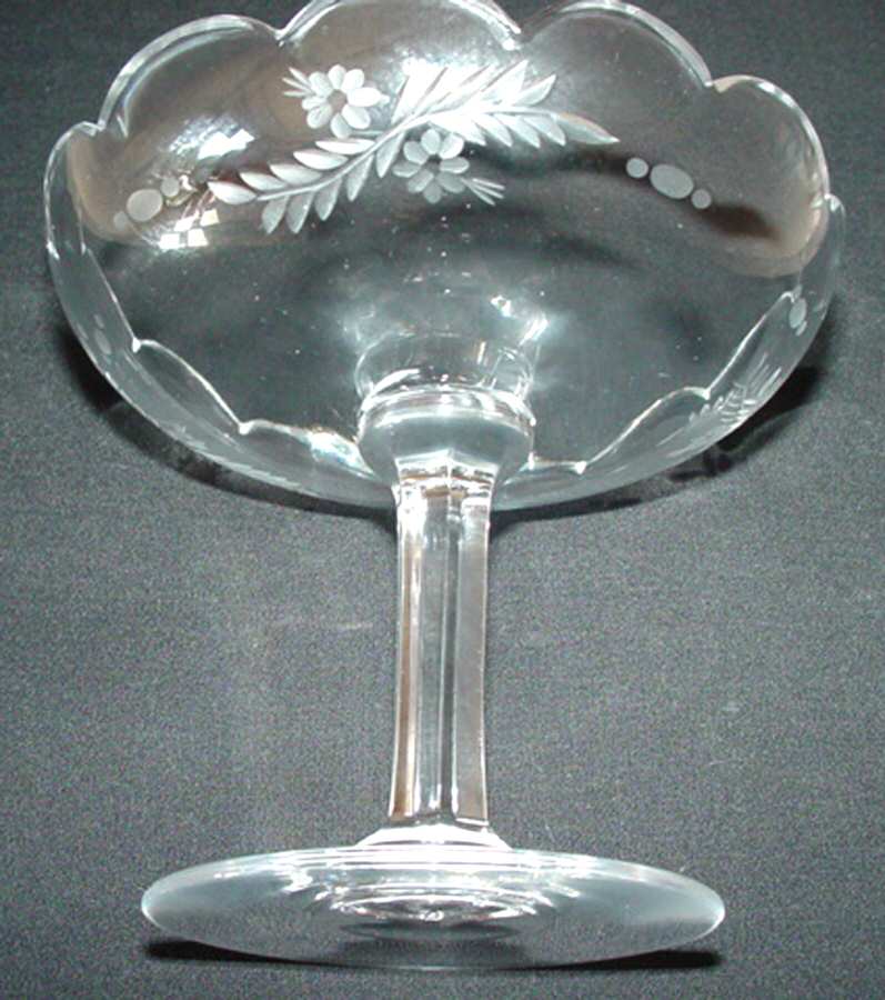 Camilla Round Compote (Height X Width) by William Yeoward-1