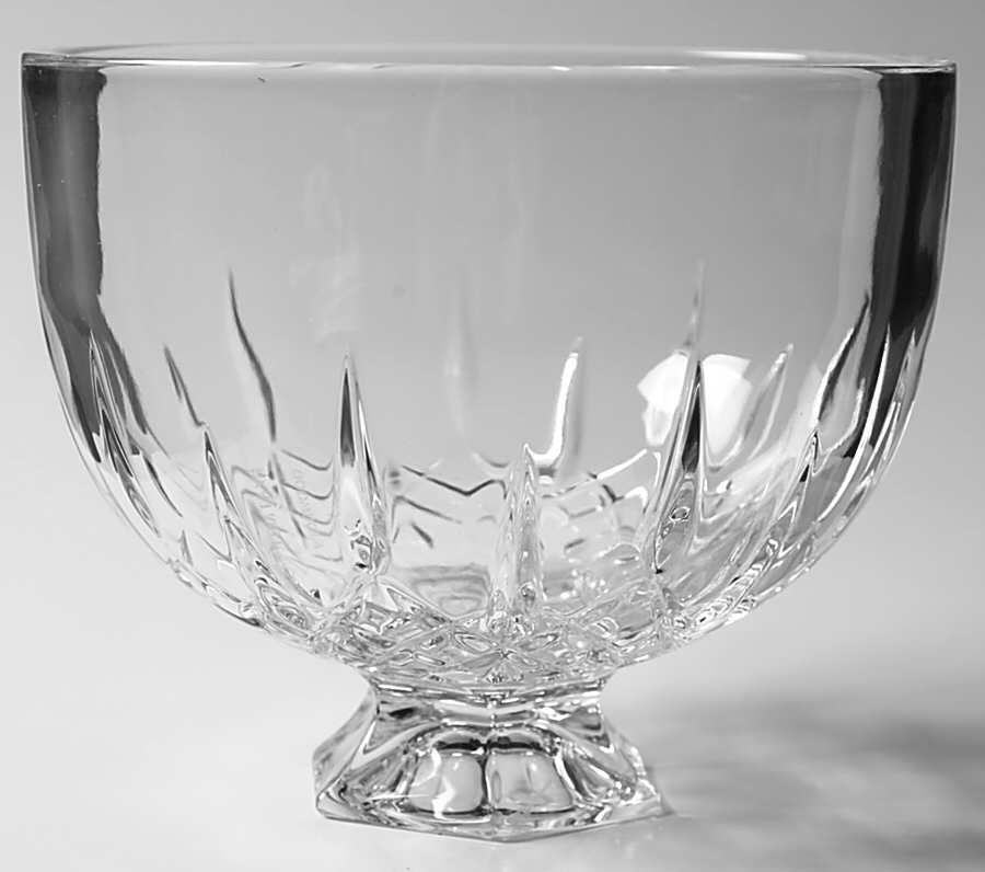 Fidelity 10" Footed Bowl by Wedgwood-1