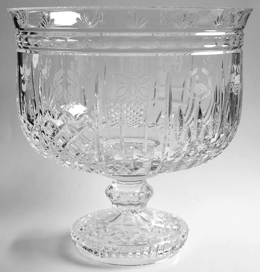 Twelve Days of Christmas Trifle Bowl by Waterford Crystal-1