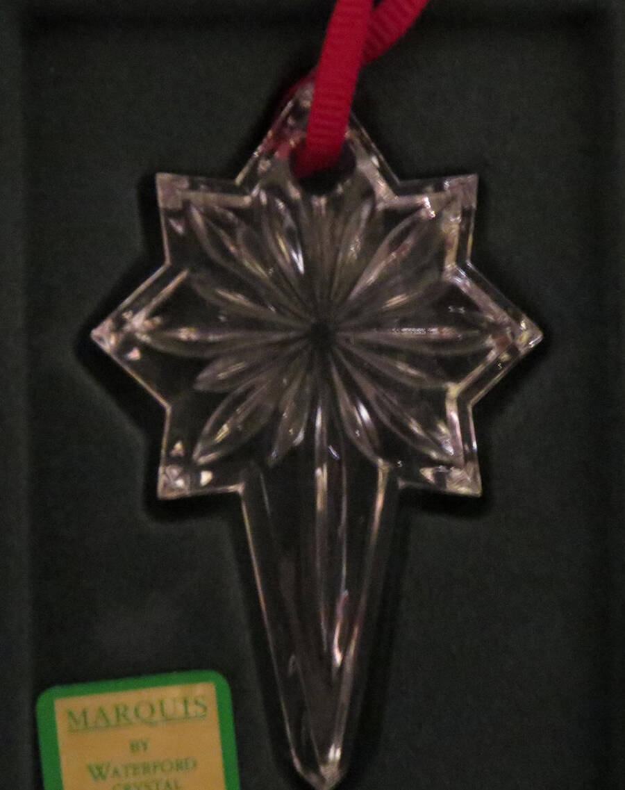 Amway Giftware Ornament by Waterford Crystal-1