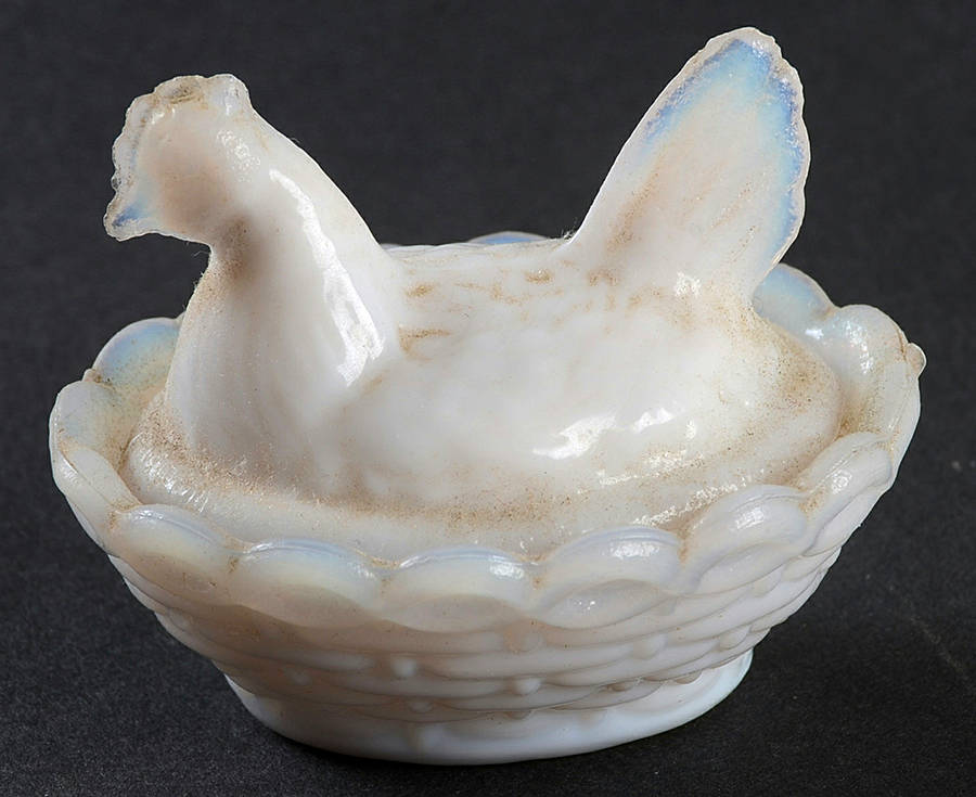 Animals & Figurines Chick Salt with Lid by Westmoreland-1