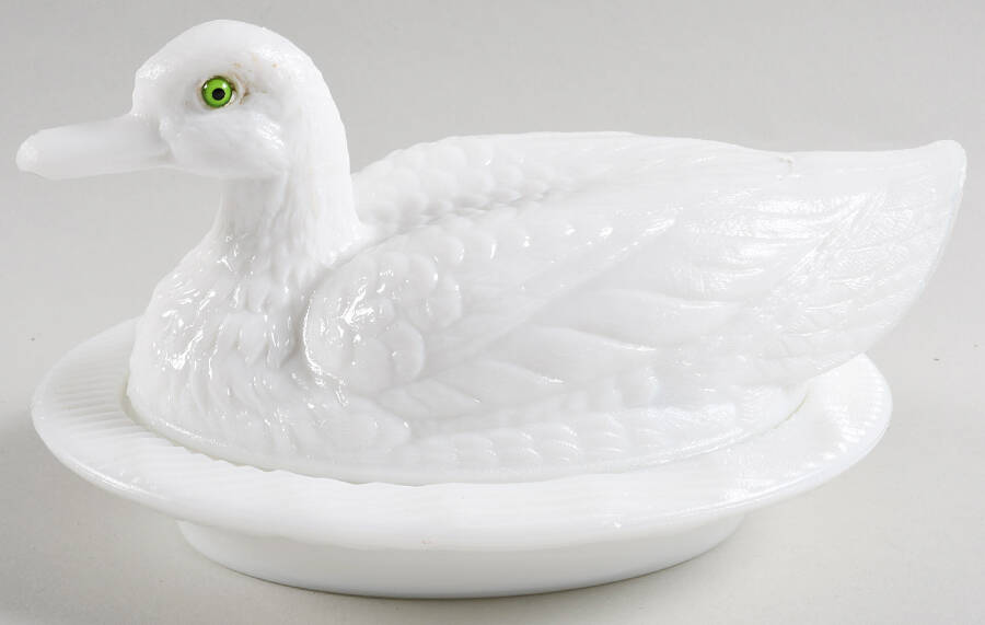 Animals & Figurines Oval Covered Duck Dish by Westmoreland-1