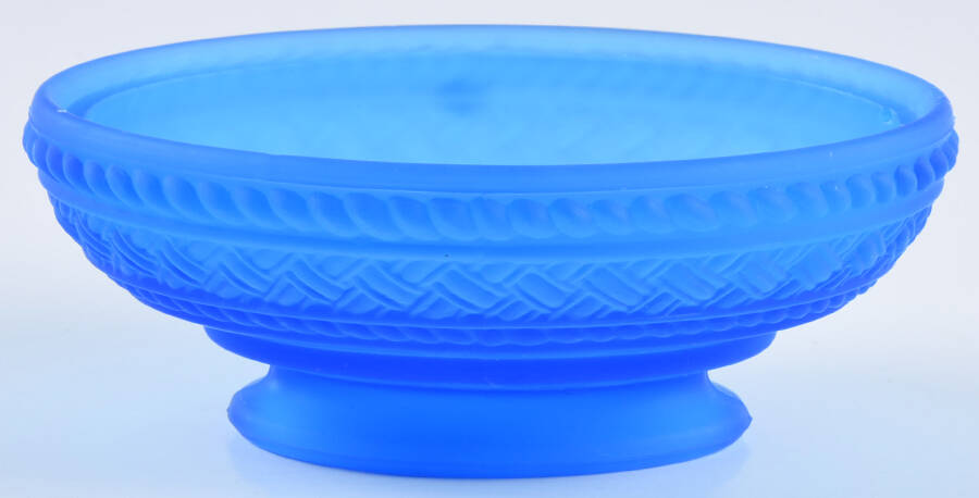 Animals & Figurines #LB-1 Lovebirds Dish-No Lid by Westmoreland-1