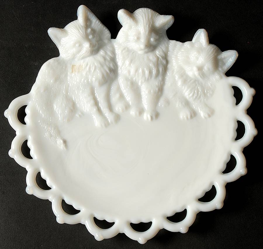 Animals & Figurines 7" Cat Plate by Westmoreland-1