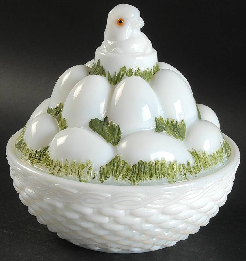 Animals & Figurines Chick & Egg Pile on Nest by Westmoreland-1