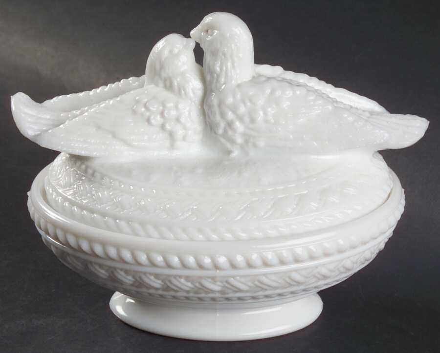 Animals & Figurines #LB-1 Lovebirds Covered Dish by Westmoreland-1