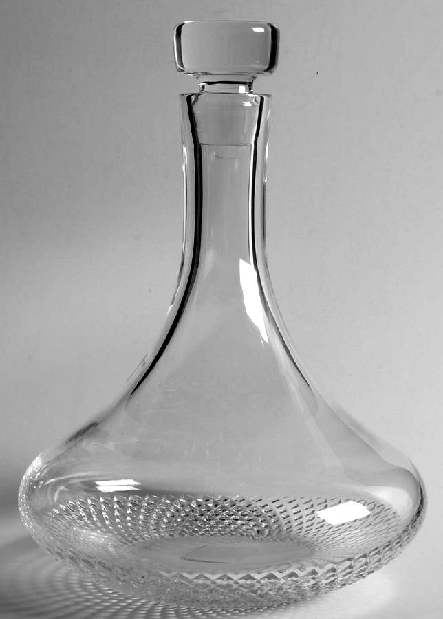 Lume Wine Decanter & Stopper by Waterford Crystal-1