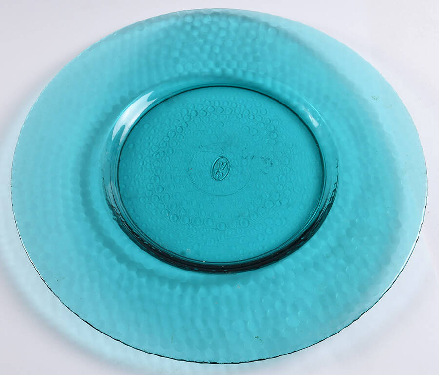 Honeycomb 13" Service Plate by Winterthur-1