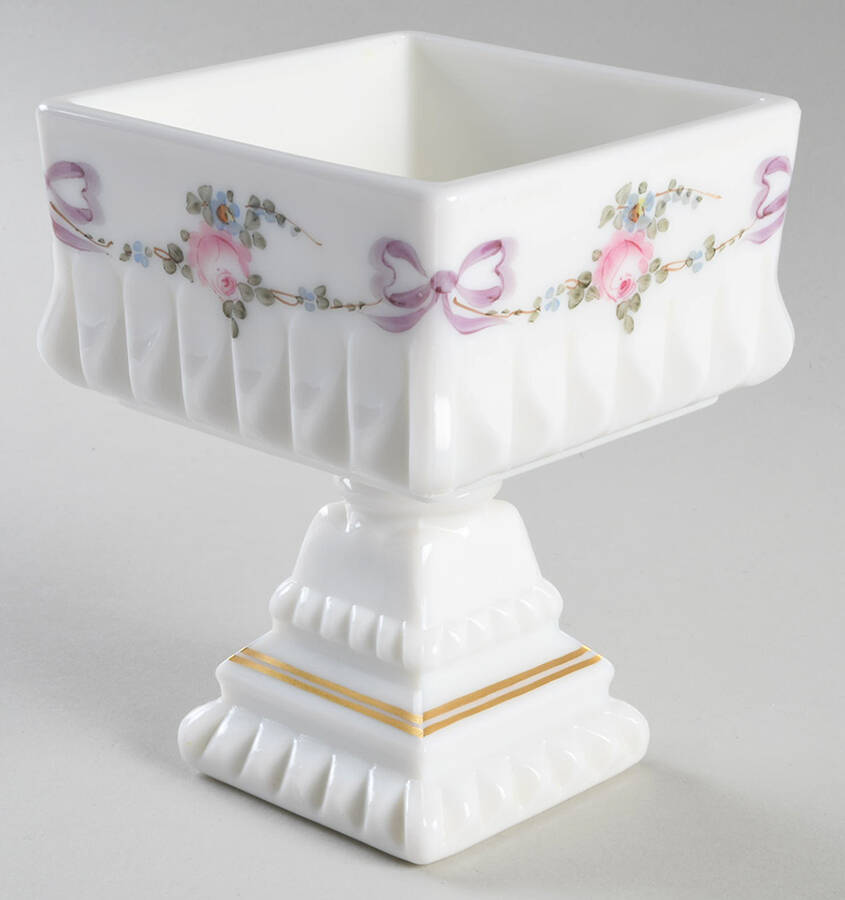 Roses & Bows Small Wedding Bowl No Lid by Westmoreland-1