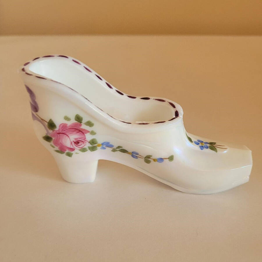 Roses & Bows #GS-1 Grandma's Slipper by Westmoreland-1