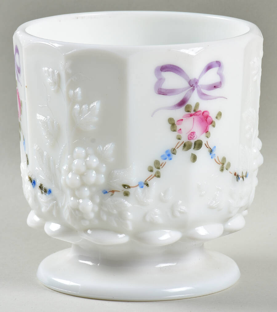 Roses & Bows Open Sugar by Westmoreland-1