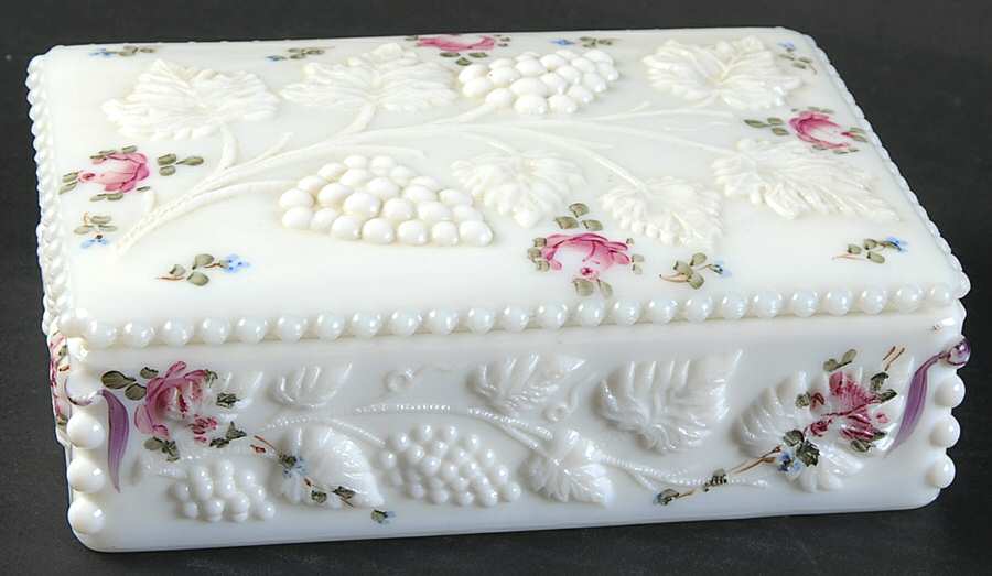 Roses & Bows Cigarette Box & Lid by Westmoreland-1