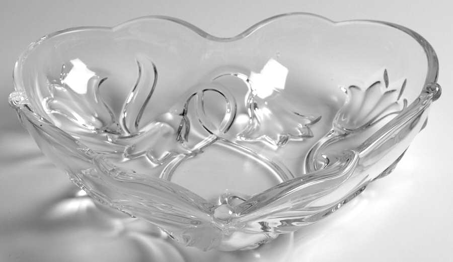 Blue Bells Heart Shape Tray by Walther-Glas-1