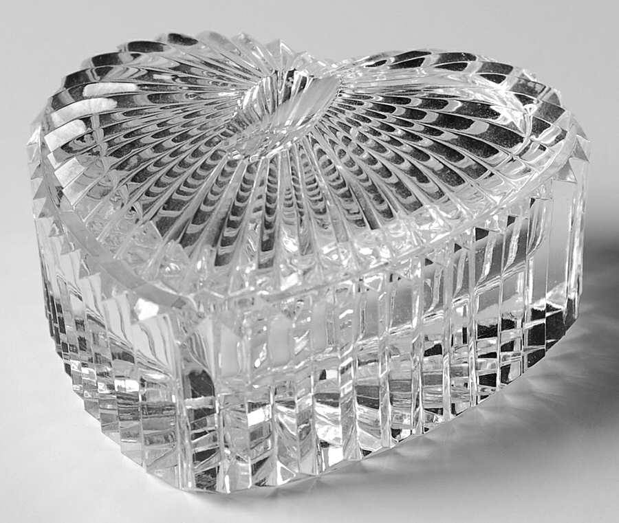 Boxes Small Heart Box & Lid by Waterford Crystal-1