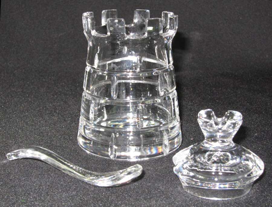 Castle Mustard & Lid with Spoon by William Yeoward-1