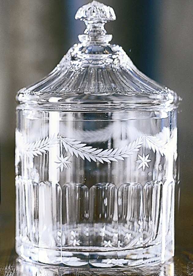 Clementine Large Candy Jar & Lid by William Yeoward-1