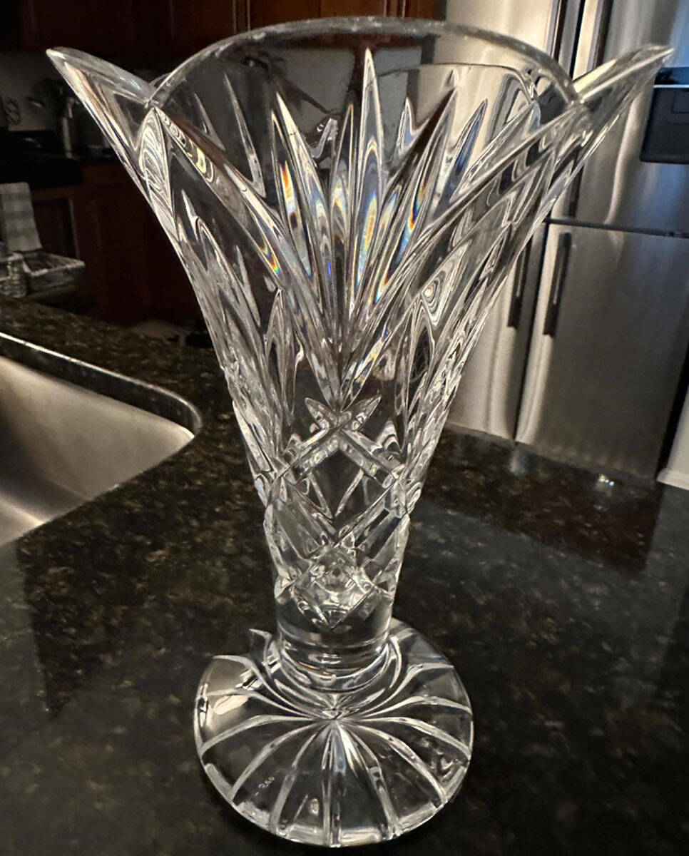Master Cutter Collection 10" Flower Vase by Waterford Crystal-1