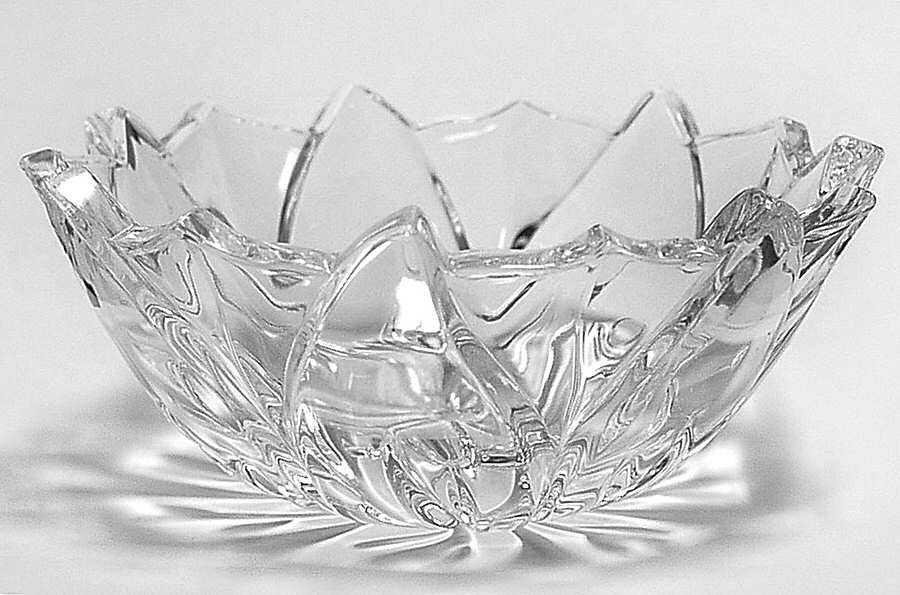 Floral Bowl Collection 5" Poinsettia Shape Bowl by Waterford Crystal-1