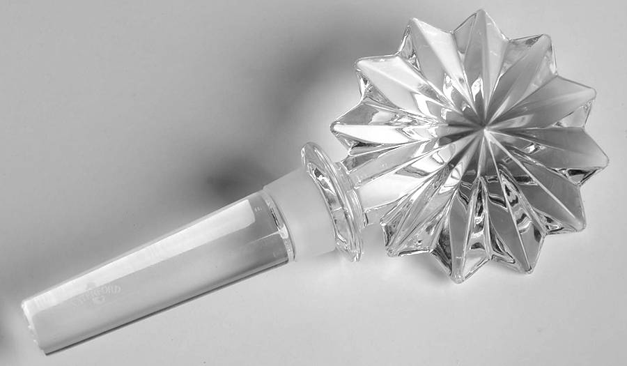 Star of Erin Wine Bottle Stopper by Waterford Crystal-1