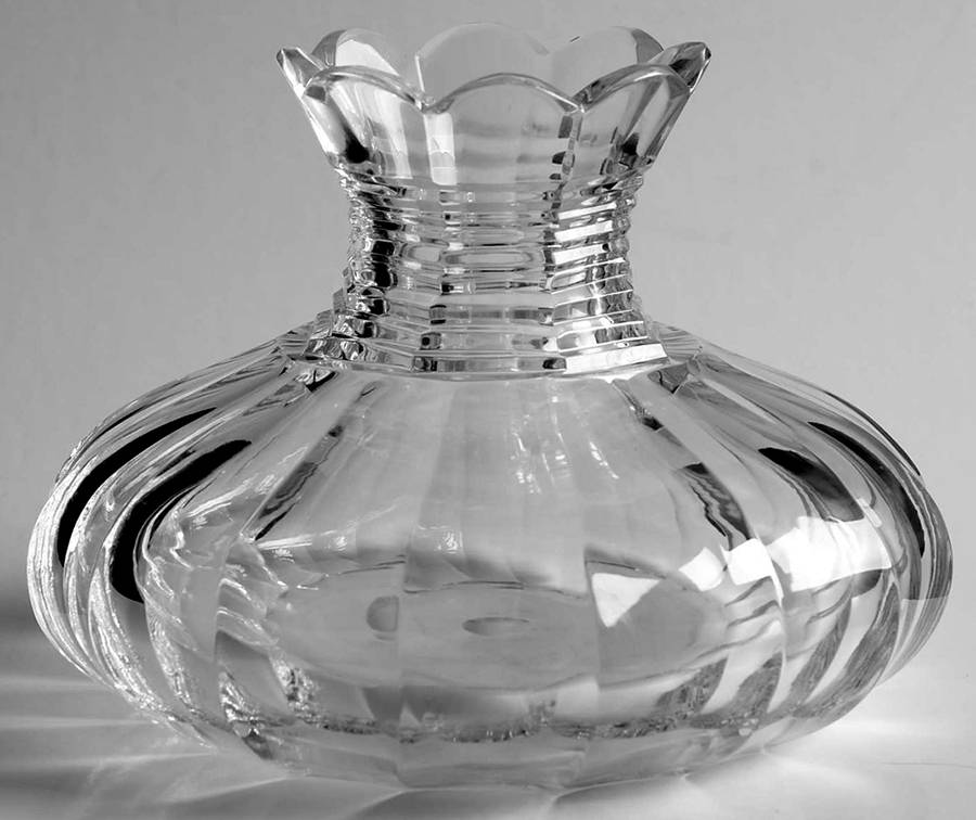 Megan 3" Flower Vase by William Yeoward-1