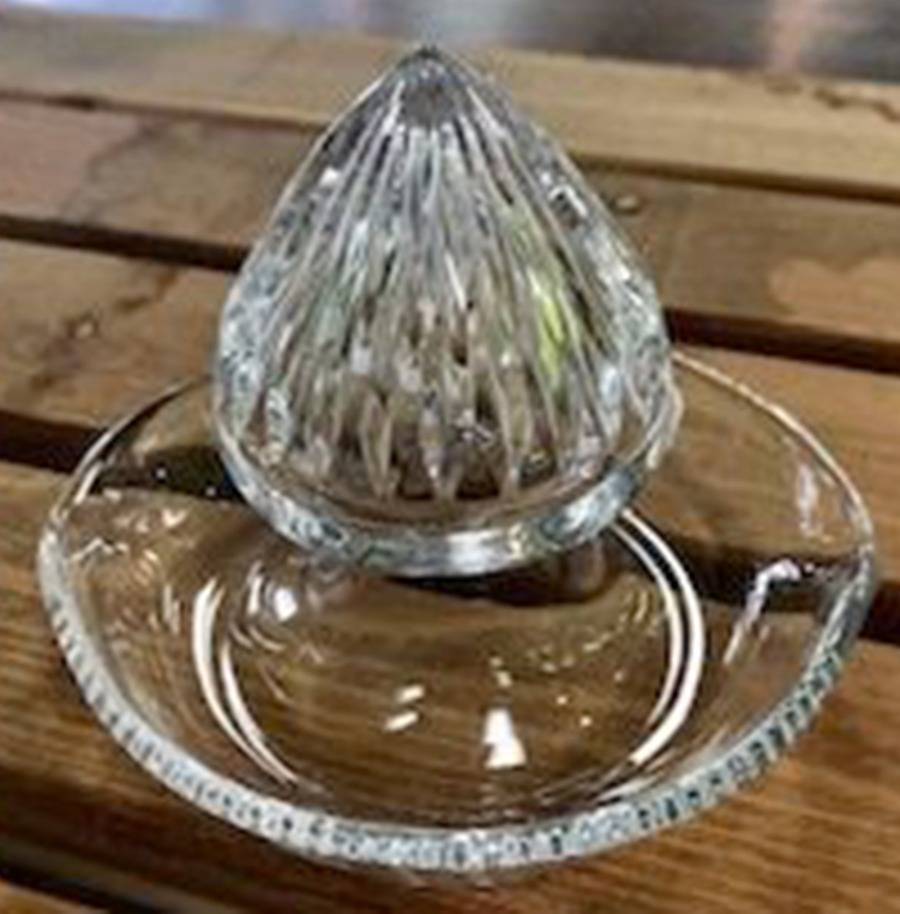 Jezebel Fruit Reamer by William Yeoward-1