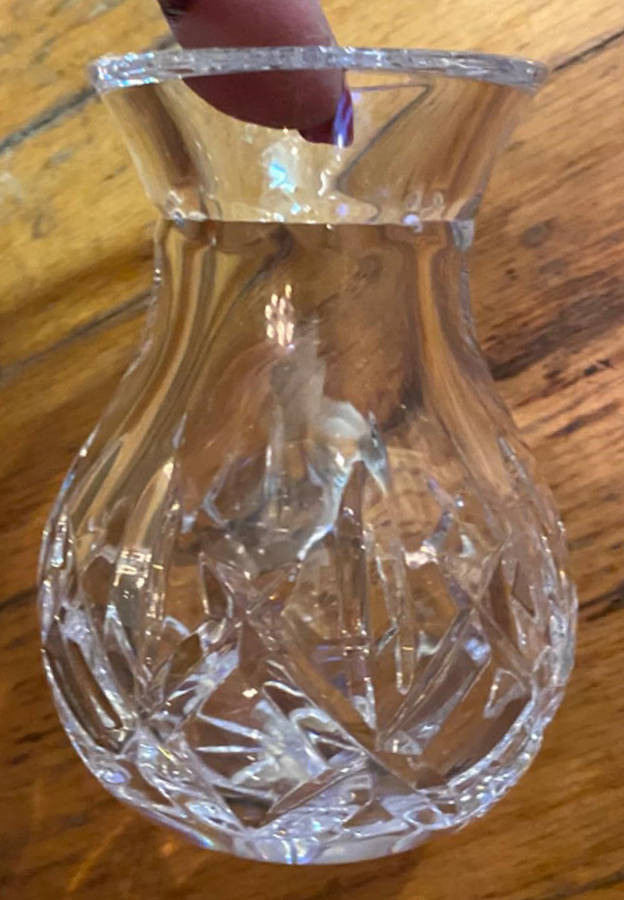 Vases and Urns Violet Vase by Waterford Crystal-1