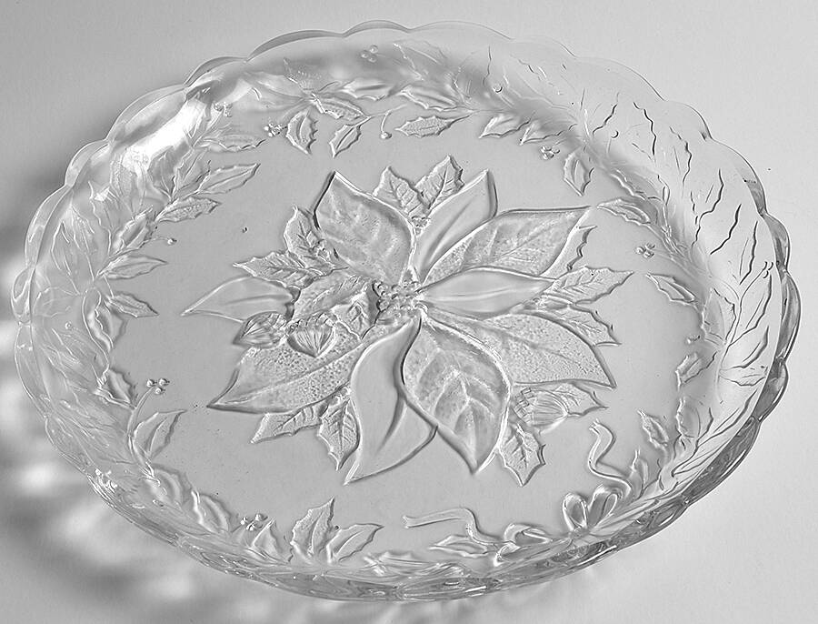 Poinsettia Torte Plate by Wp&G Crystal-1