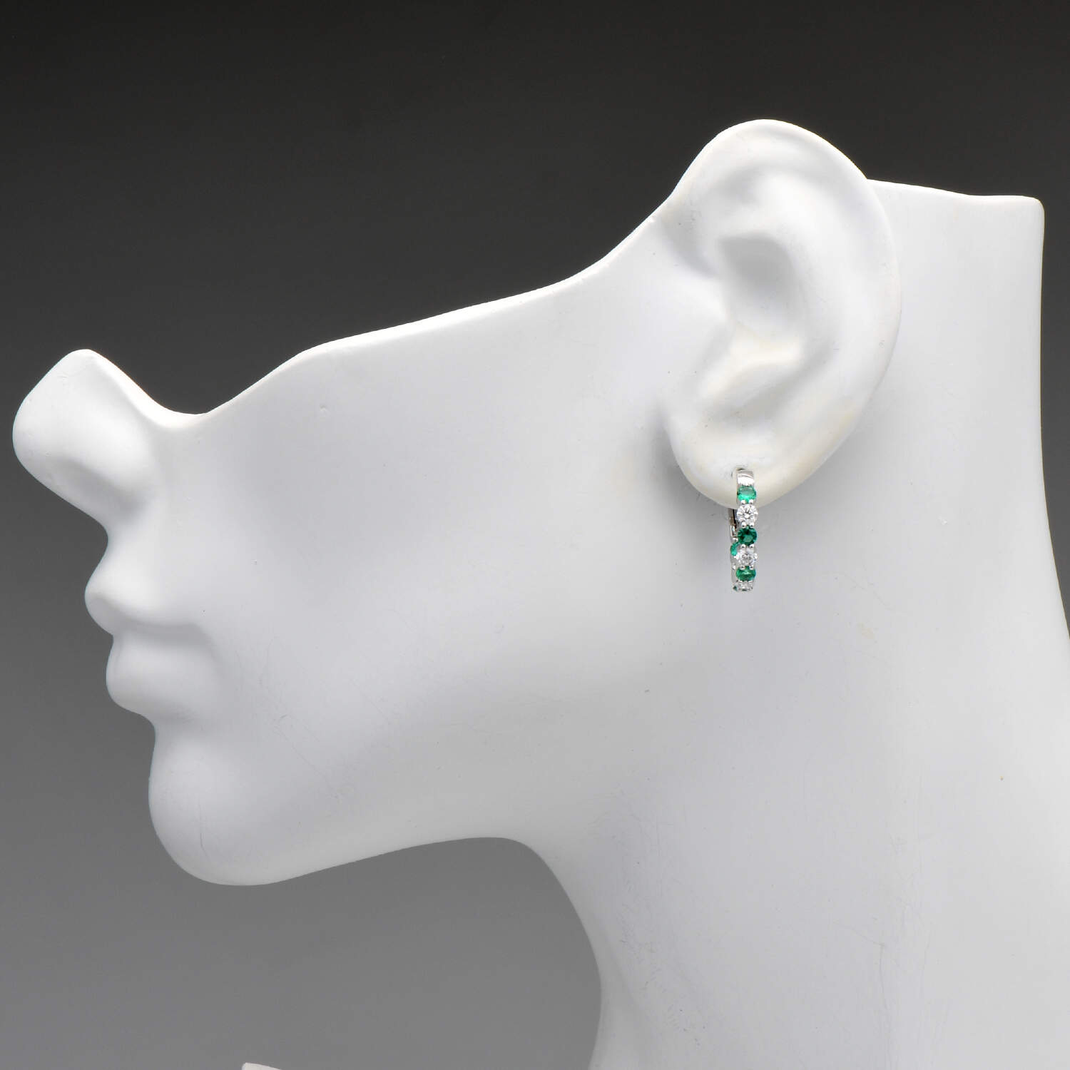 18KW Emerald(0.72) & Diamond(0.64) Hoop Earrings-3