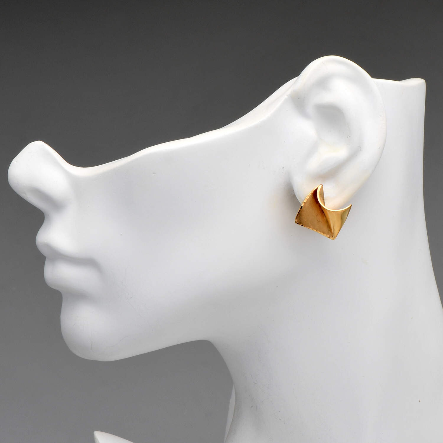 18KY Vintage Textured & Polished Abstract Earrings-3
