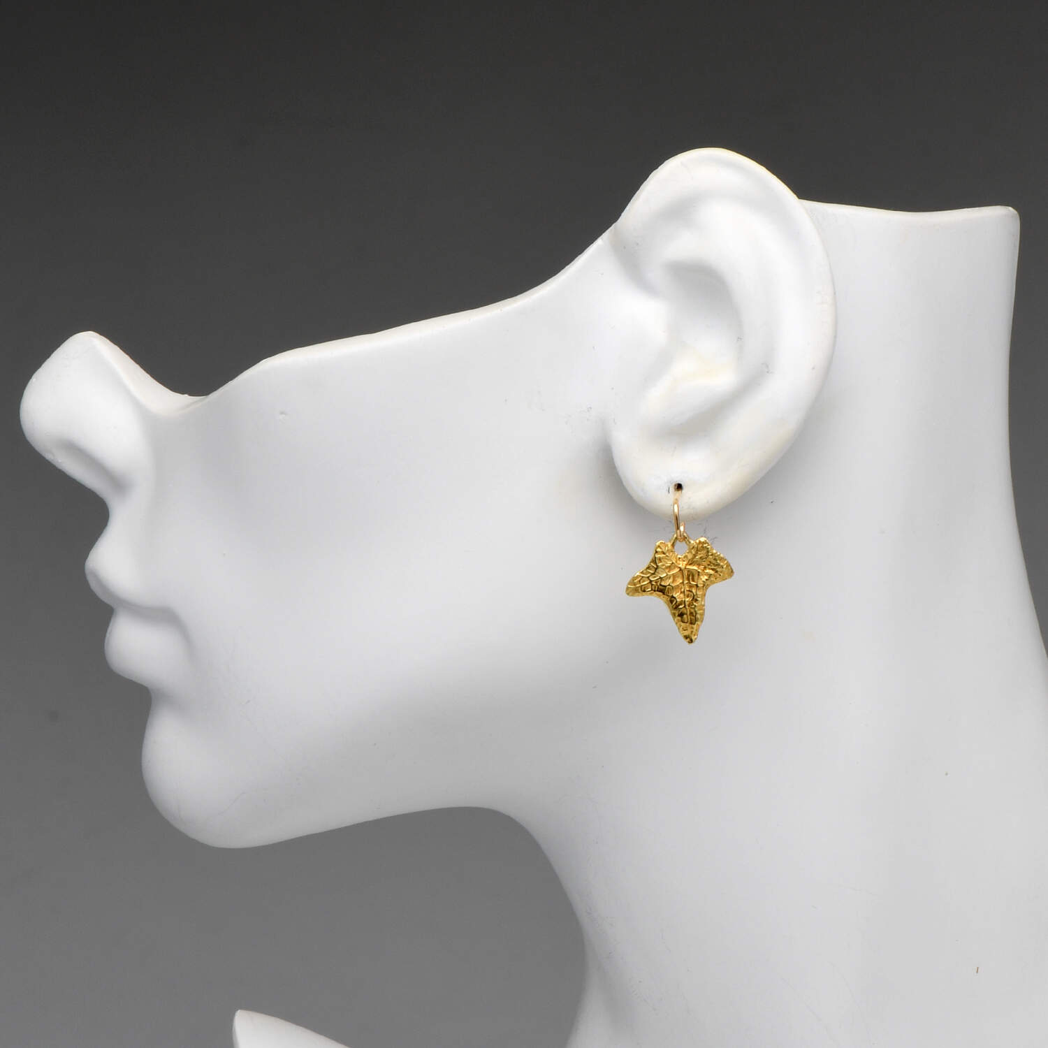 18KY Eve J Alfille Ivy Textured Leaf Earrings-4