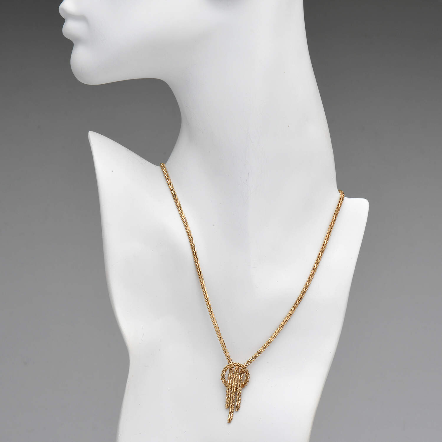 14KY Riccio Tassel Necklace-4
