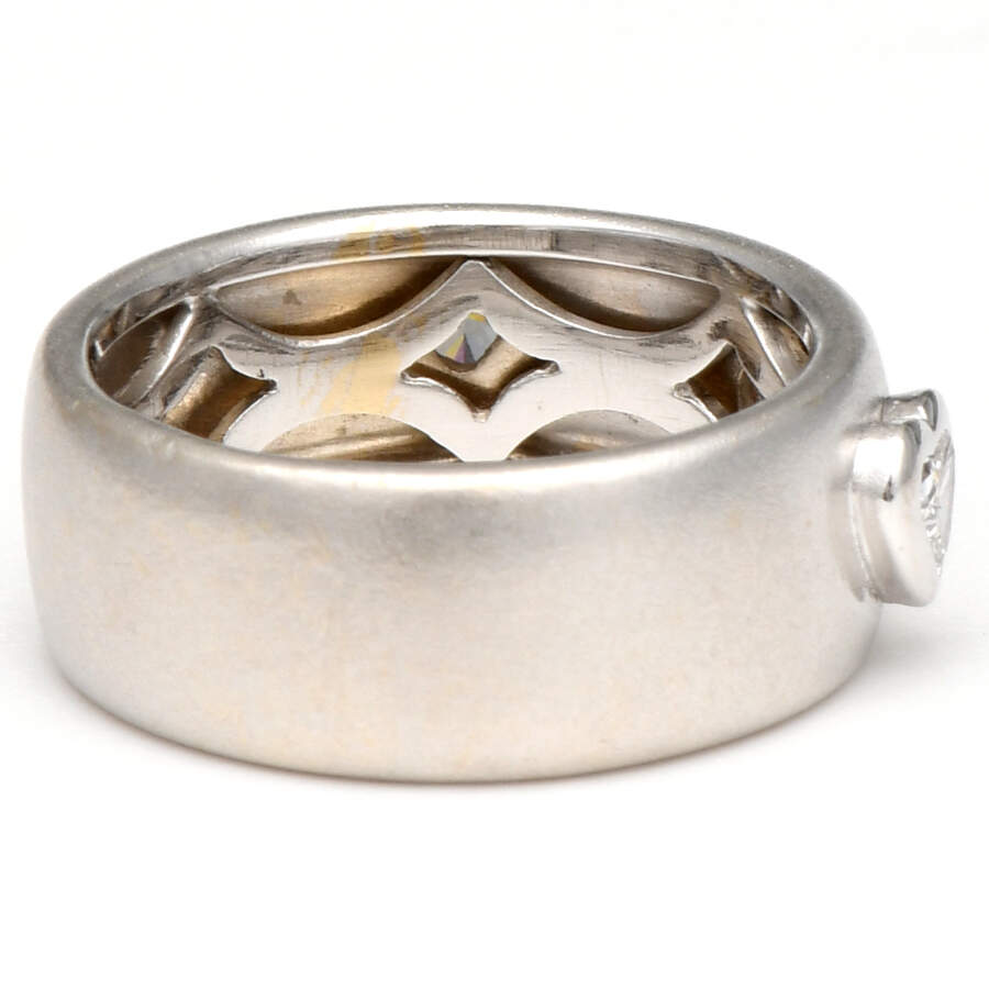 18KW Three Hearts Diamond(0.48) Ring-2
