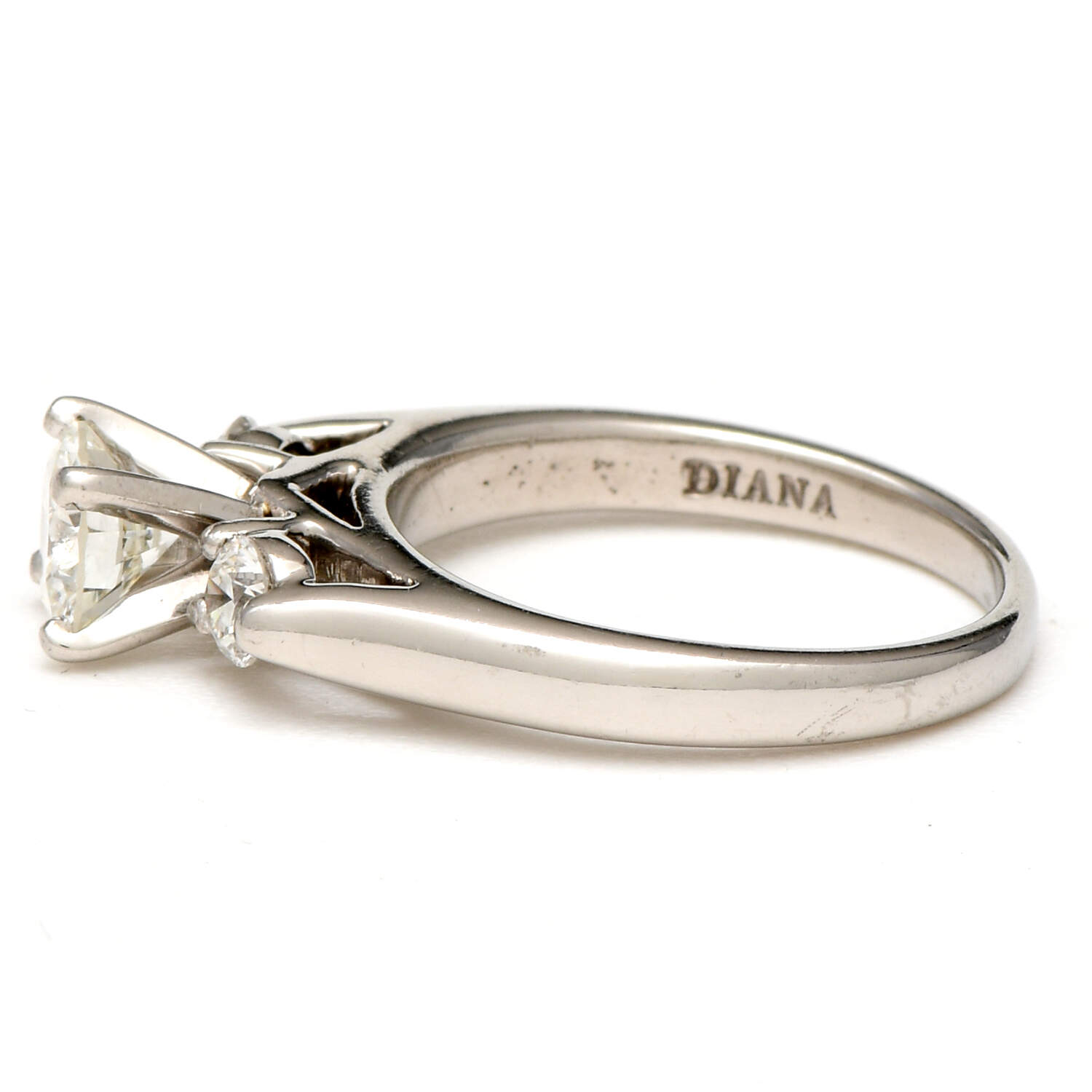 Platinum Three Stone Diamond(1.05) Ring-3