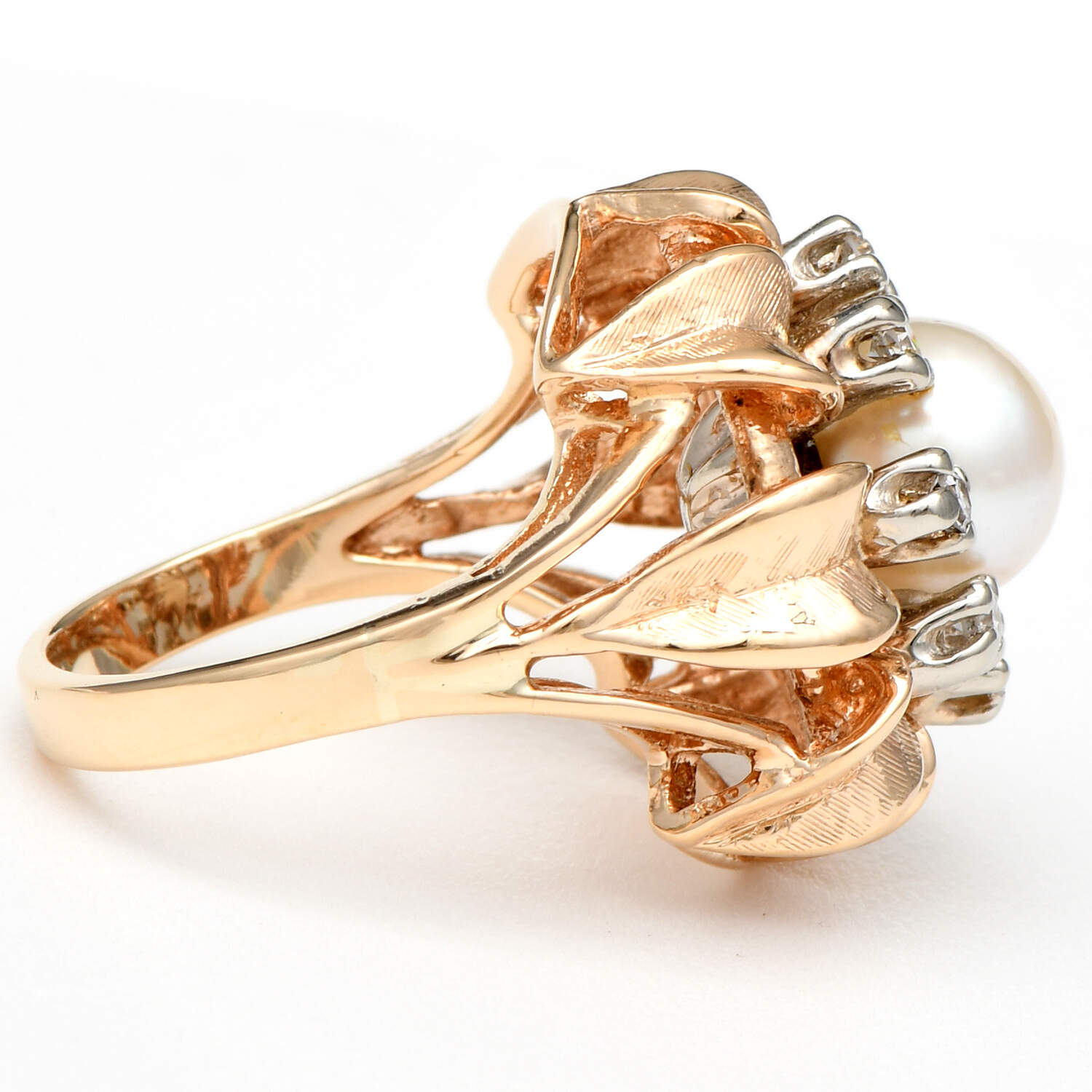 14KY Pearl & Diamond(0.06) Statement Ring-4