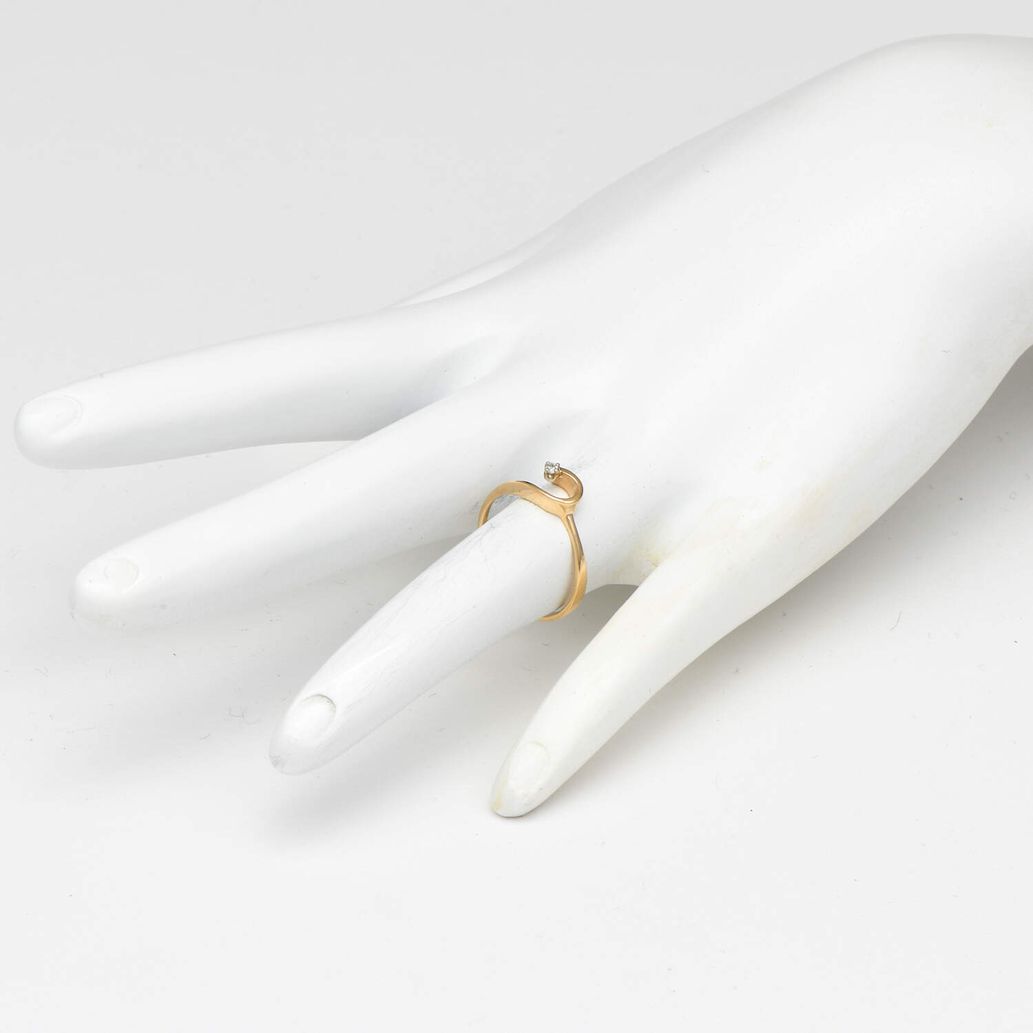 14KY Petite Diamond Open Swirl Ring-6