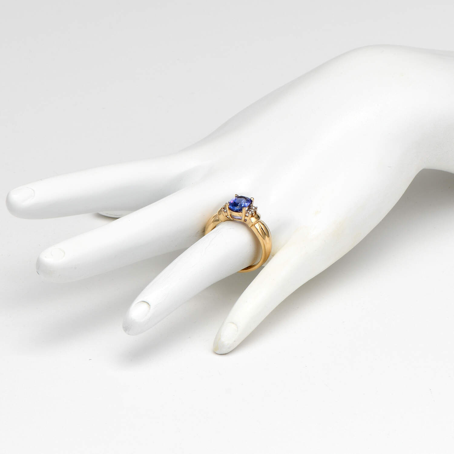 14KY Tanzanite(1.40) & Diamond(0.12) Ring-6