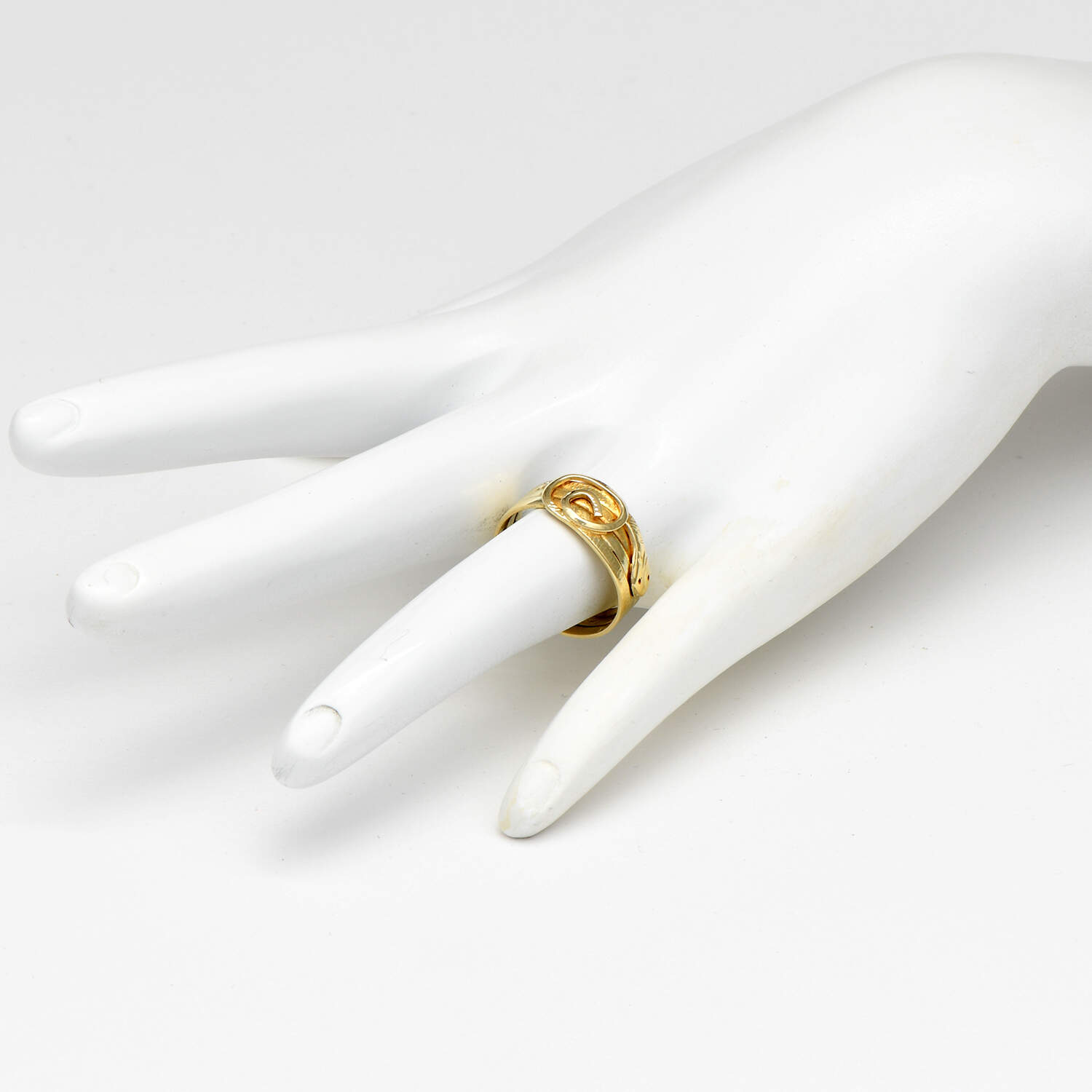 14KY Textured Snake Band Ring-6