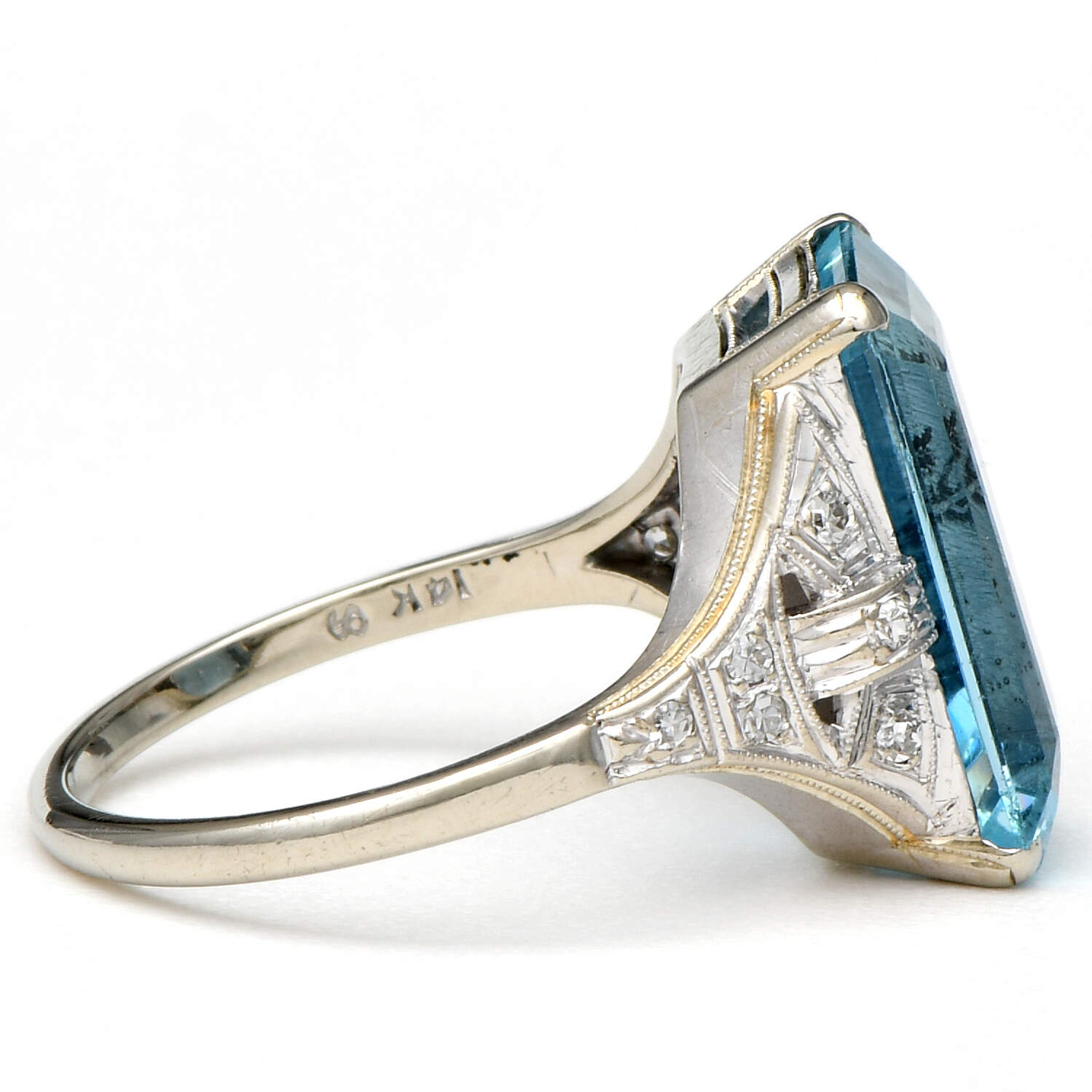 14KW Art Deco Aquamarine(5.87) & Diamond(0.06) Ring-4